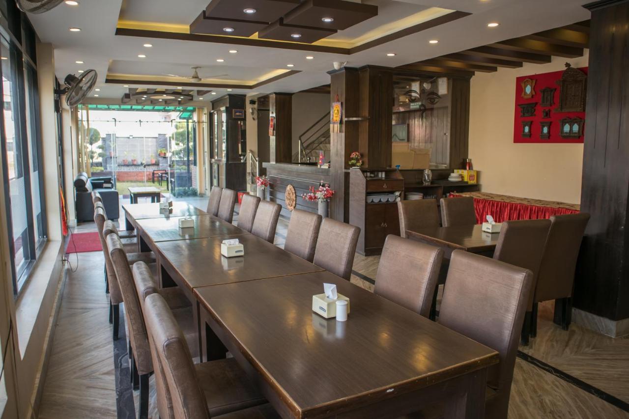 Mirage Inn Румминдей Экстерьер фото